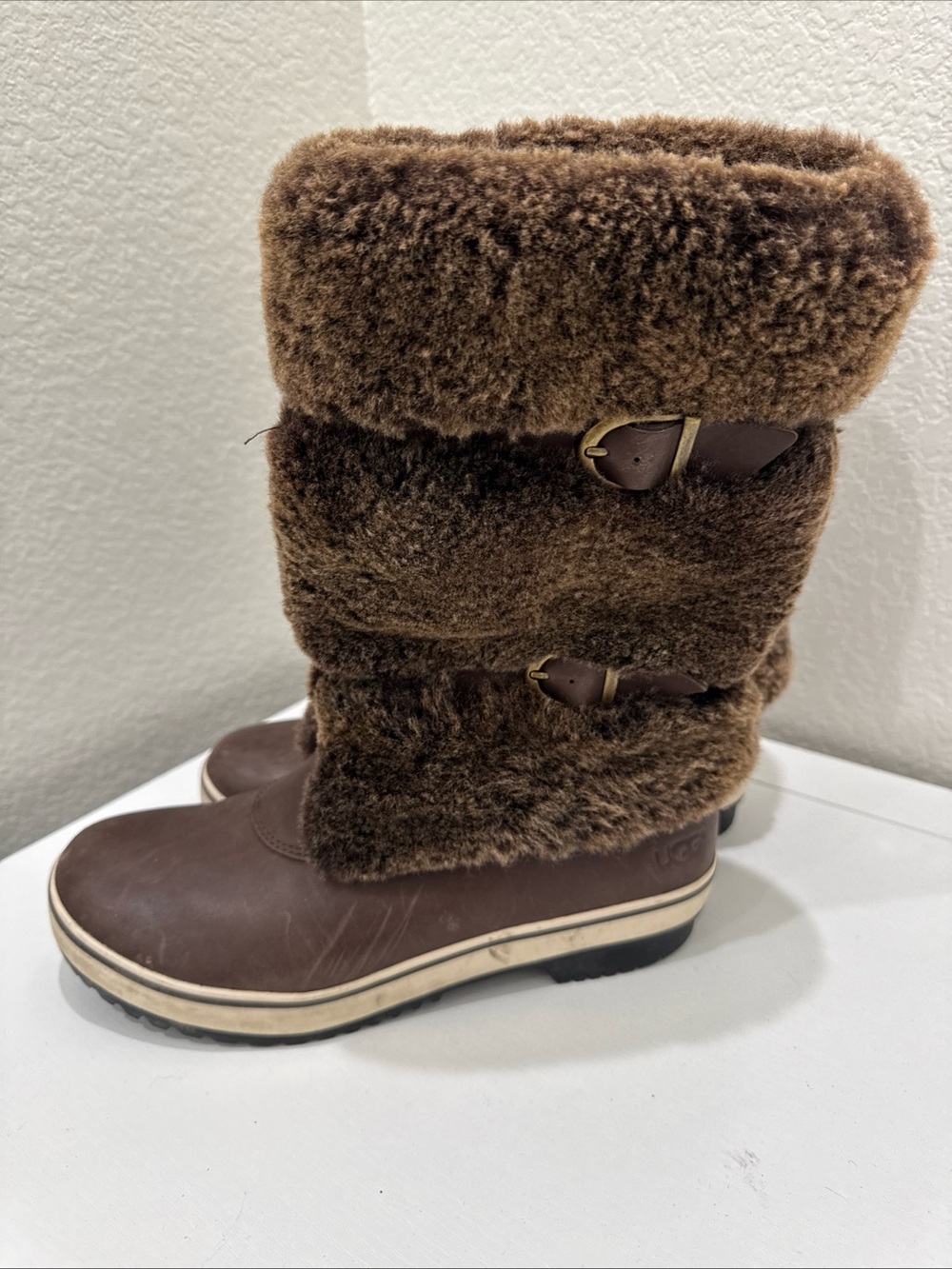 UGG Australia Womens 7 Brown Leather Sheepskin Fur Tall Winter Boots Buckle - Picture 5 of 9